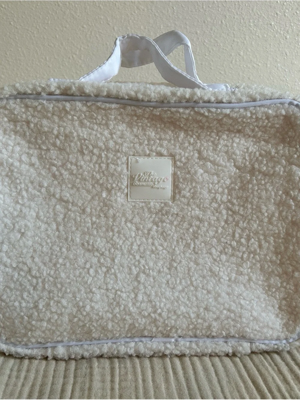 Teddy bear toiletry/make up bag organizer